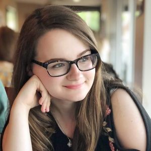 Meet your Posher, Becca